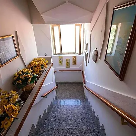 Madonna Della Scala 3* Castellabate