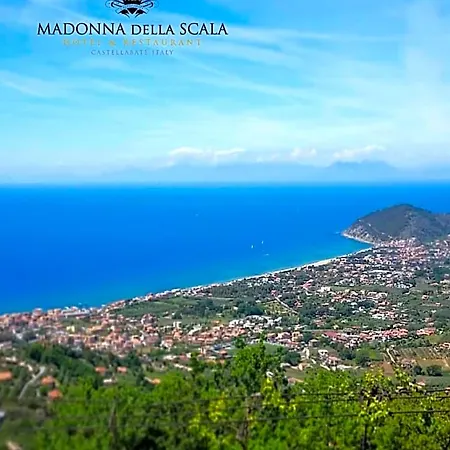 Madonna Della Scala 3*