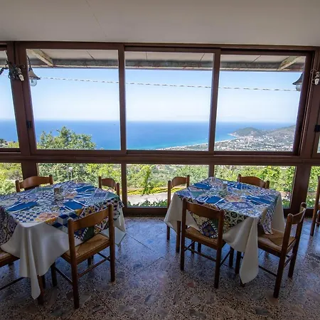 Madonna Della Scala Bed & Breakfast 3*