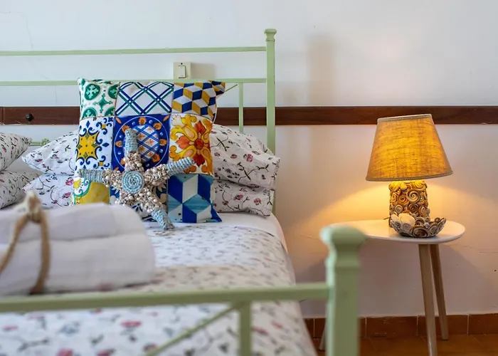 לינה וארוחת בוקר Madonna Della Scala קסטלבאטה