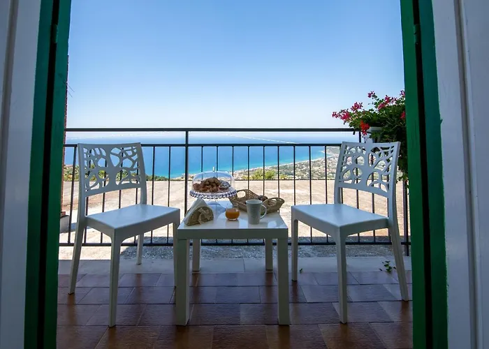 Madonna Della Scala B&B 카스텔라바테